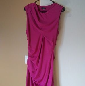 Pink form fitting dress with stretch